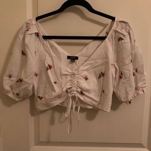 Crop top with flowers